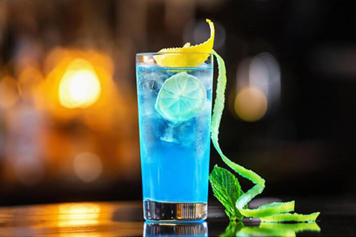 blue-lagoon-cocktail-longdrink-recept-ingredienten