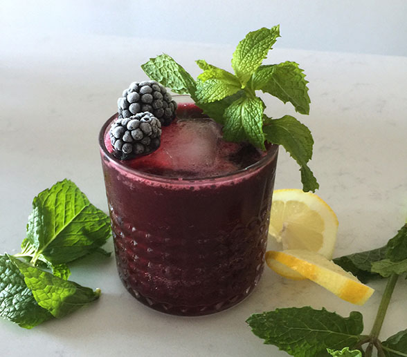 bourbon-blackberry-smash-cocktail-recept-