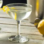 vesper cocktail recept