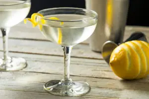 vesper cocktail recept